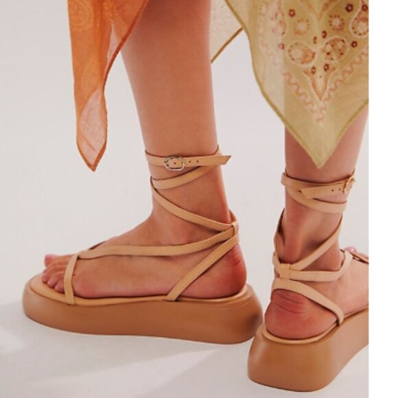 new FREE PEOPLE Winnie Wrap Flatform  in  Vachetta  (252) - Picture 12 of 16